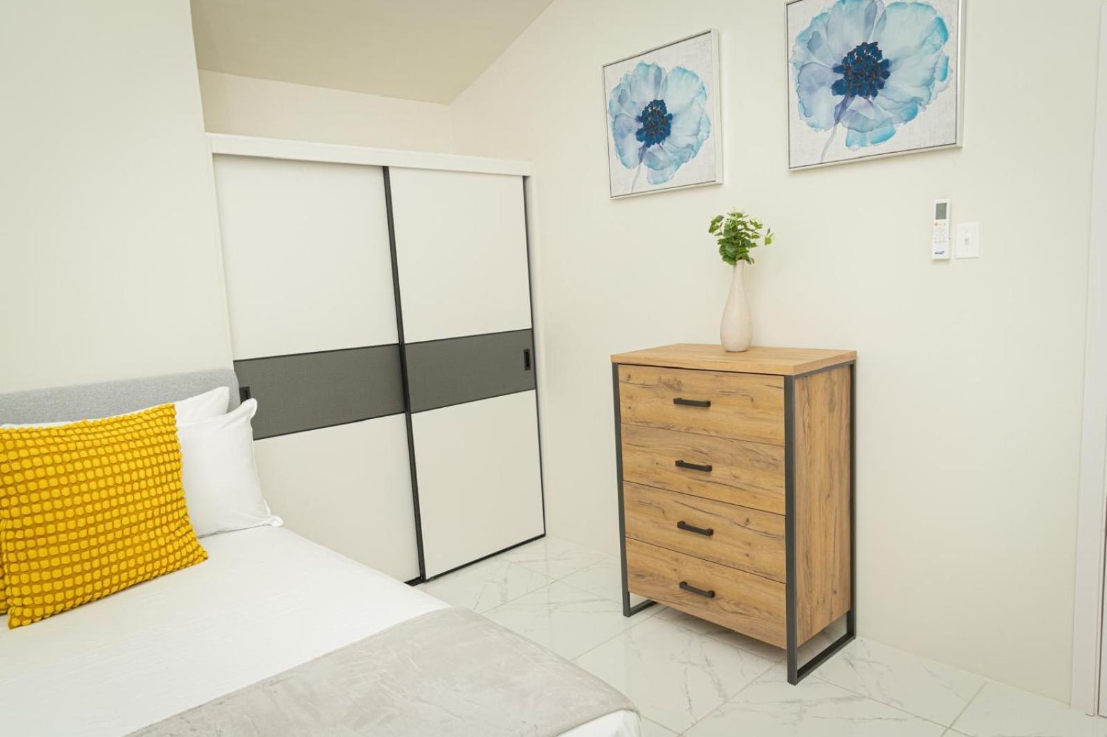 Phoenix Park Villas - Portmore - 10Mins To Beach Bagian luar foto